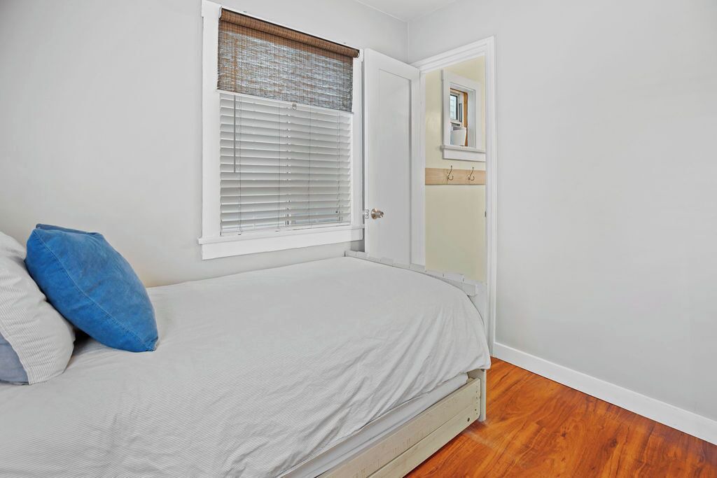 Photo of Bedroom in Mission Beach