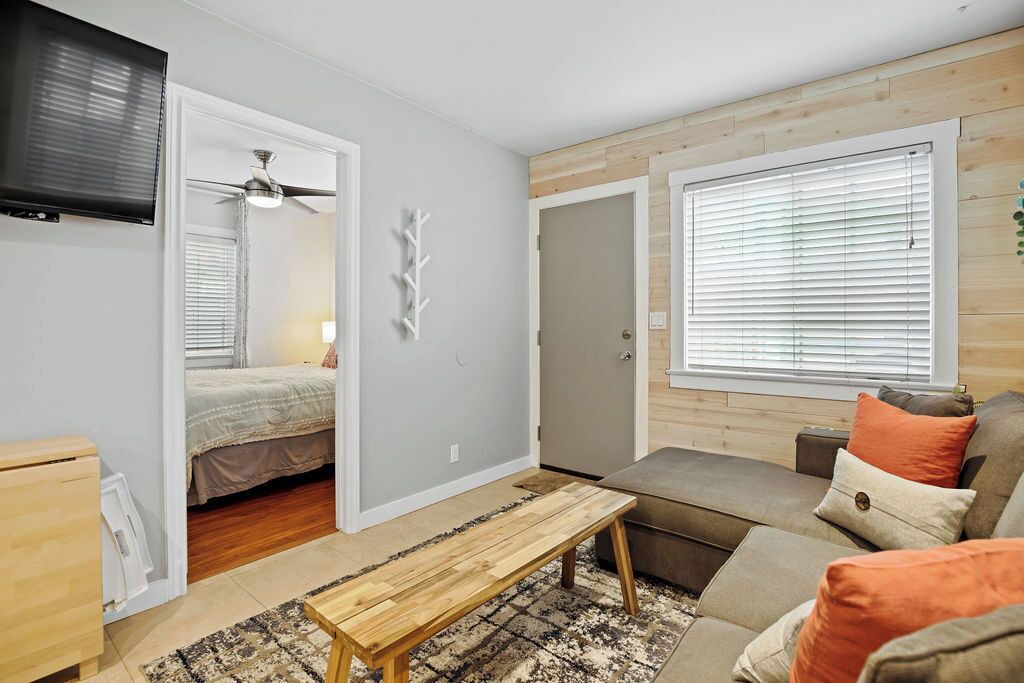 Photo of Livingroom in Mission Beach