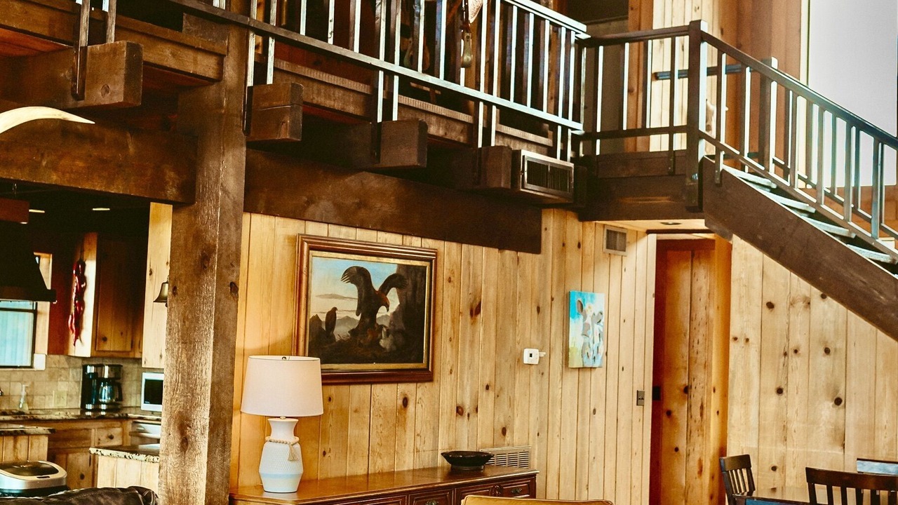 Photo of Livingroom in Point Venture