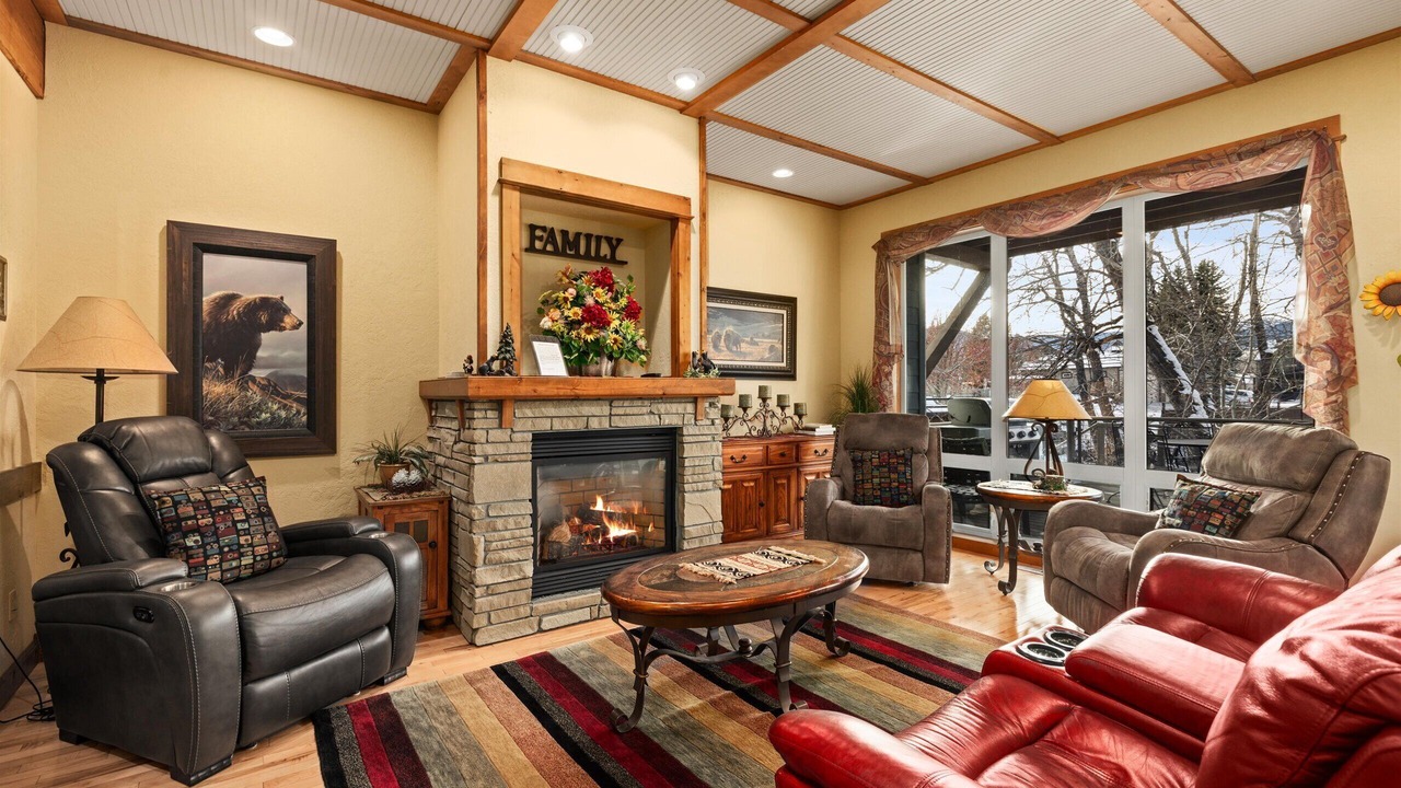Photo of Livingroom in Red Lodge