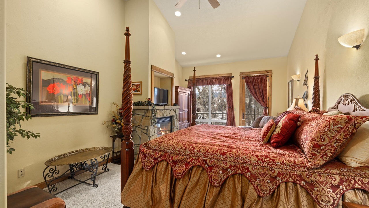Photo of Bedroom in Red Lodge