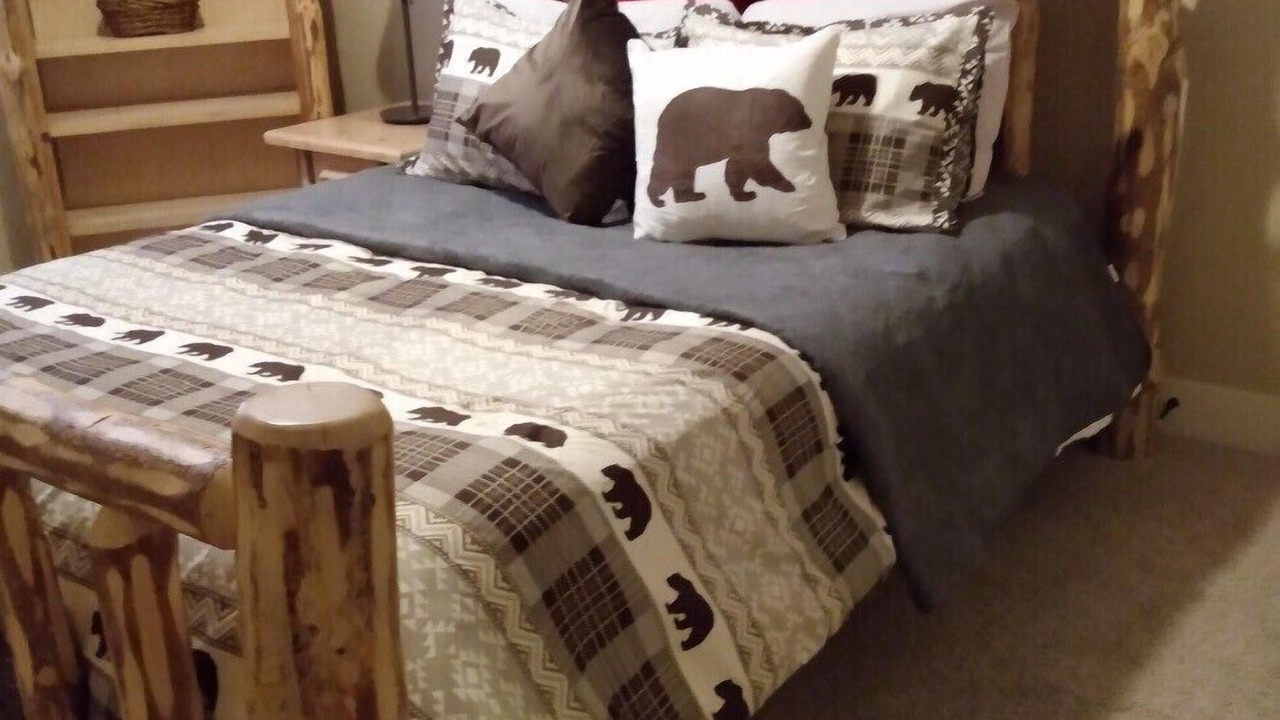 Photo of Bedroom in Eagle
