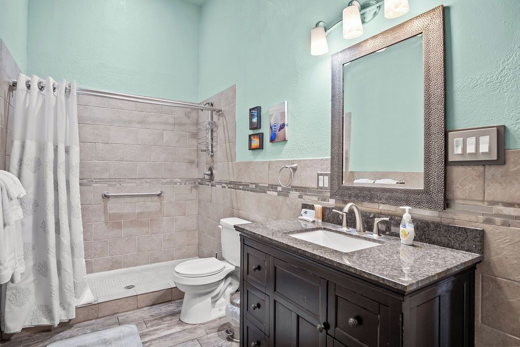 Photo of Bathroom in Port Aransas