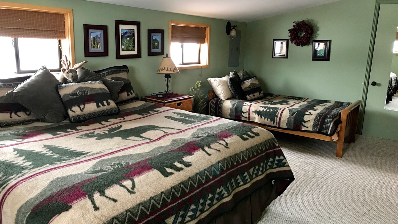 Photo of Bedroom in East Glacier Park