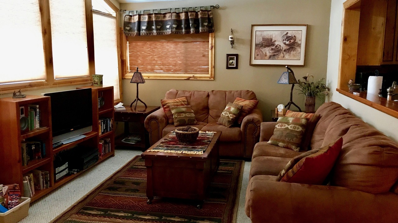 Photo of Bedroom in East Glacier Park