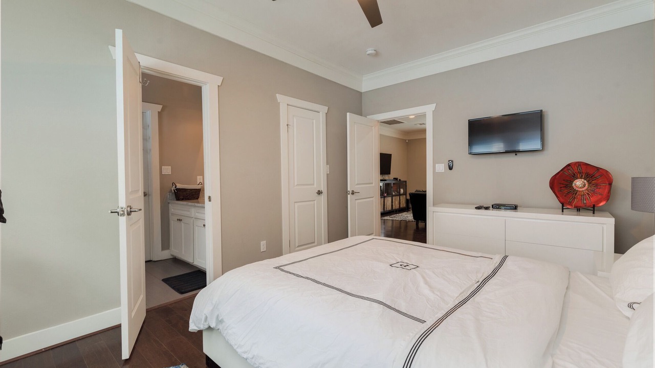 Photo of Bedroom in Northside