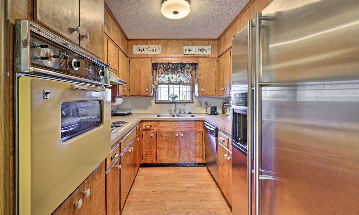 Photo of Kitchen in Pine Bluff