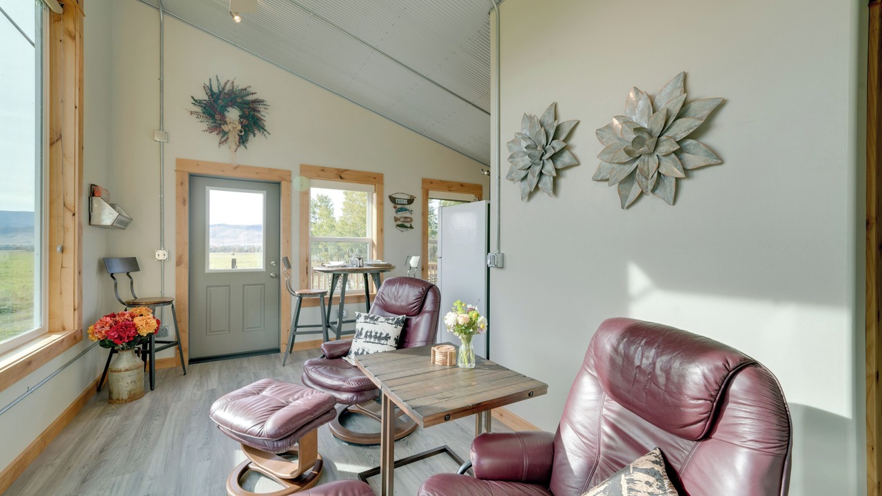 Photo of Livingroom in Livingston