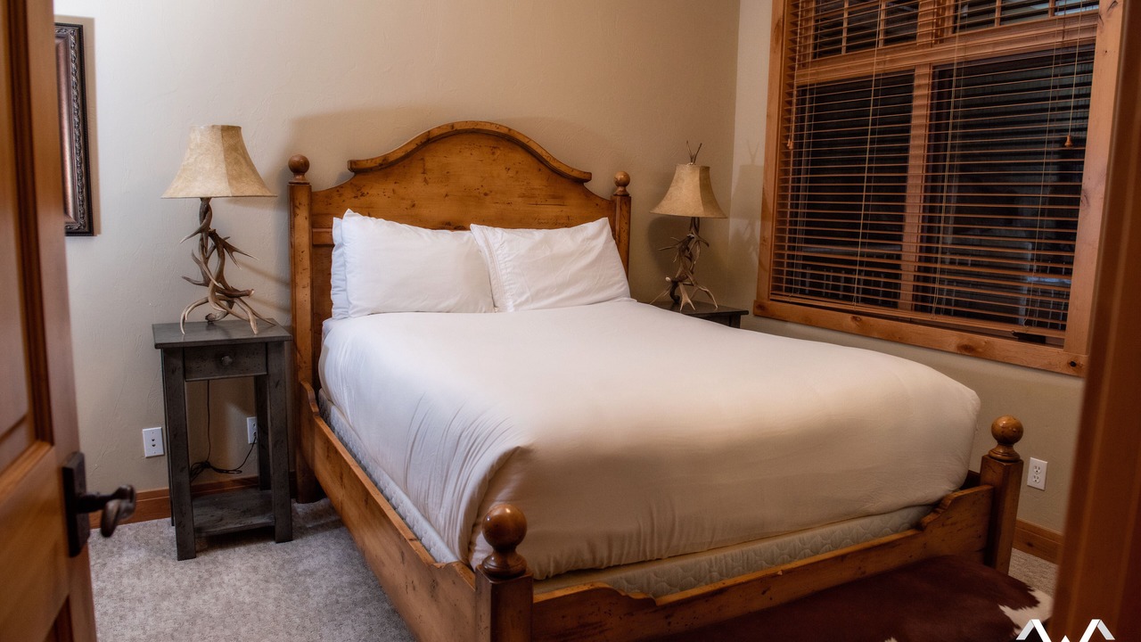 Photo of Bedroom in Big Sky