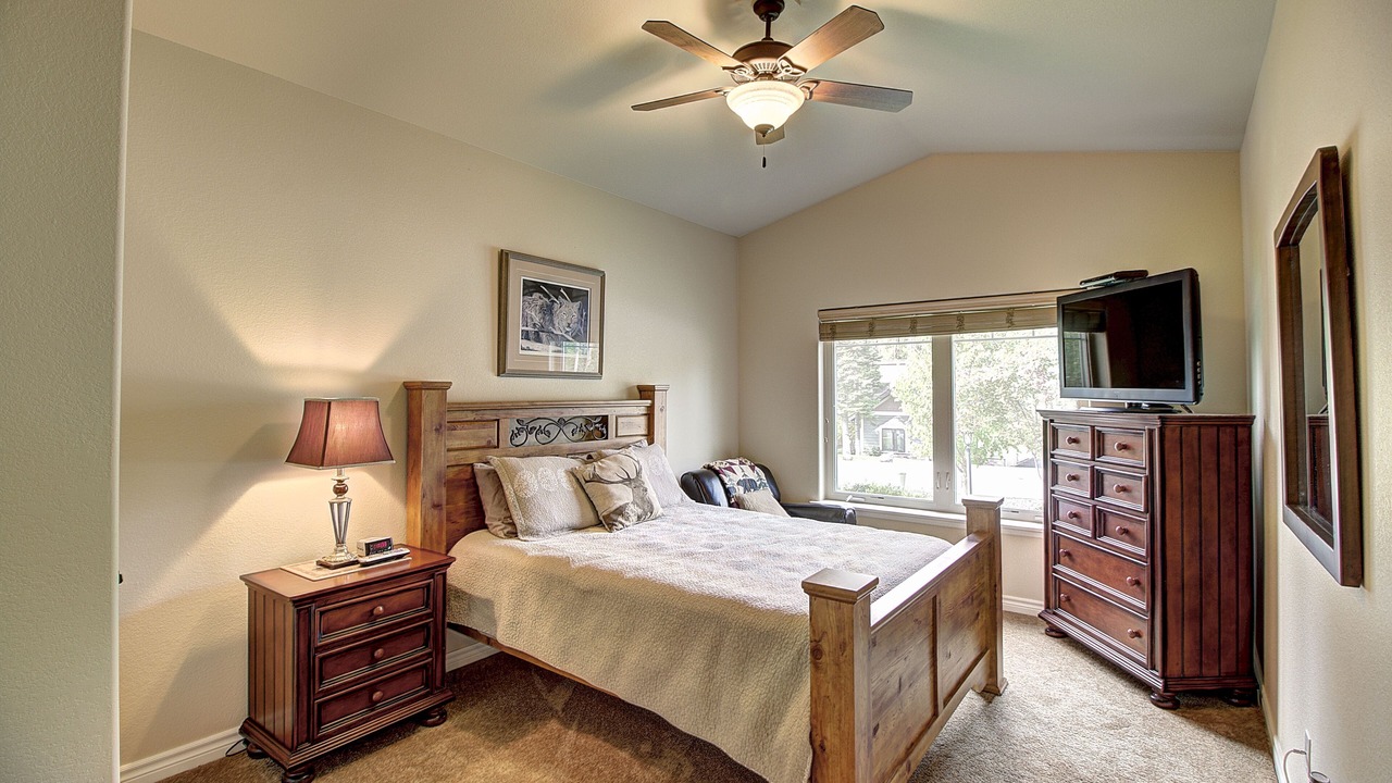 Photo of Bedroom in Columbia Falls