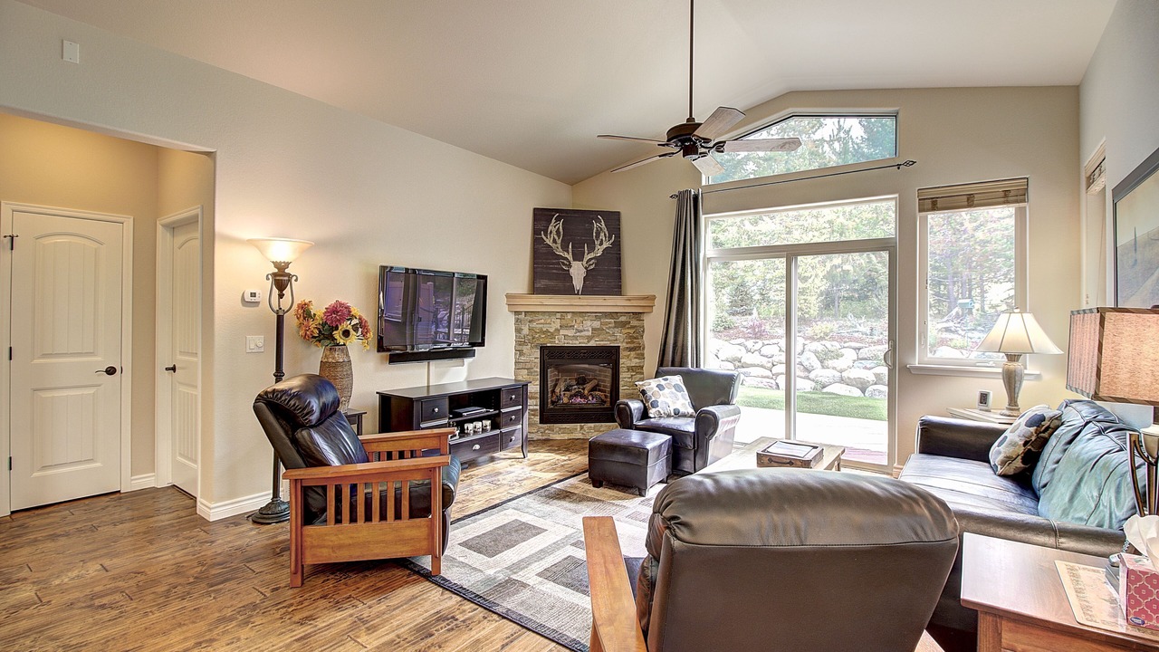 Photo of Livingroom in Columbia Falls