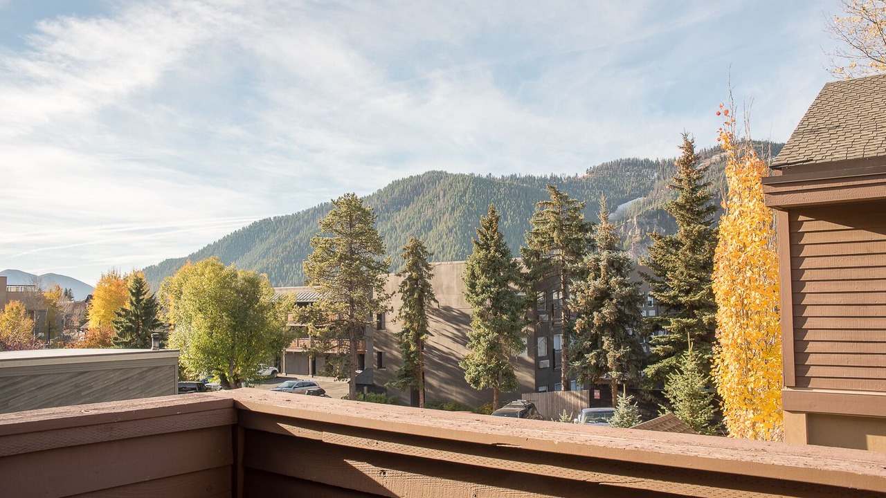 Photo of Patio Balcony in Ketchum