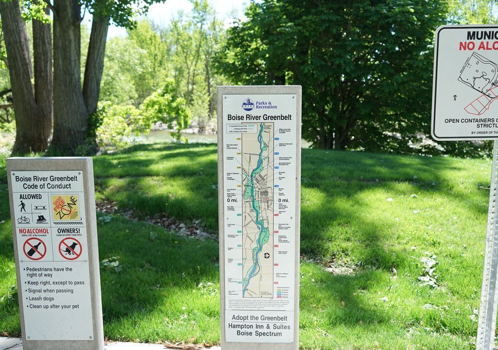 Photo of Outdoor in Depot Bench