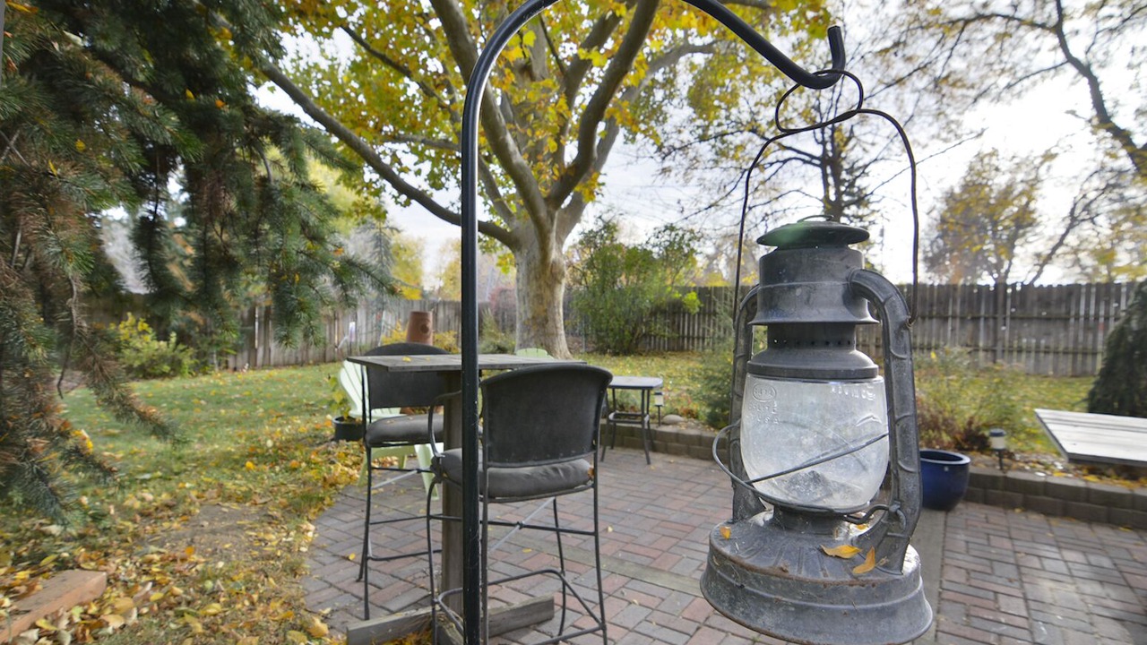 Photo of Outdoor in Depot Bench