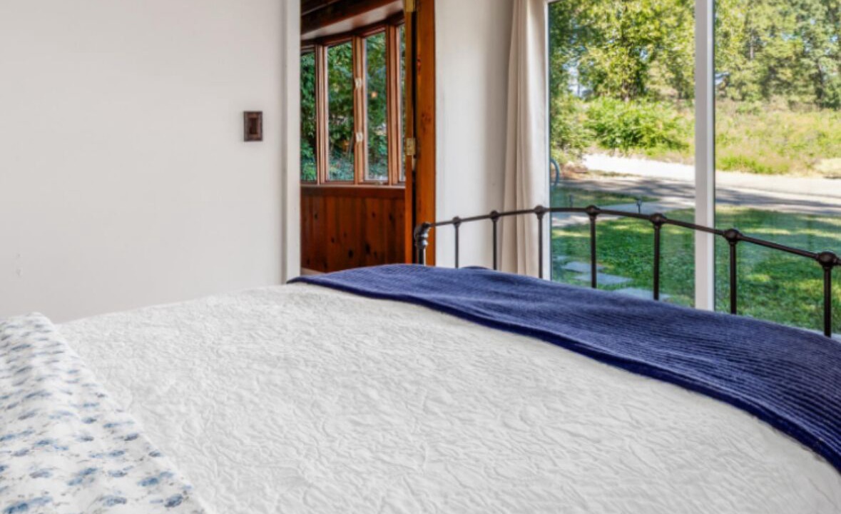 Photo of Bedroom in Logan