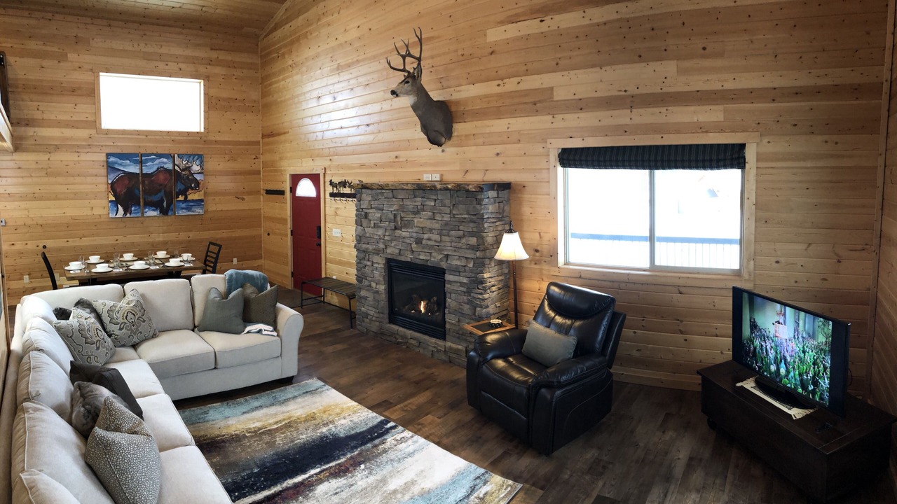 Photo of Livingroom in Island Park