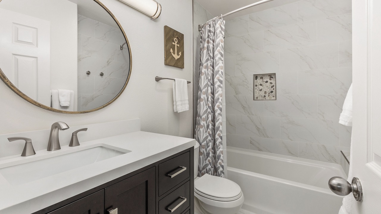 Photo of Bathroom in Imperial Beach