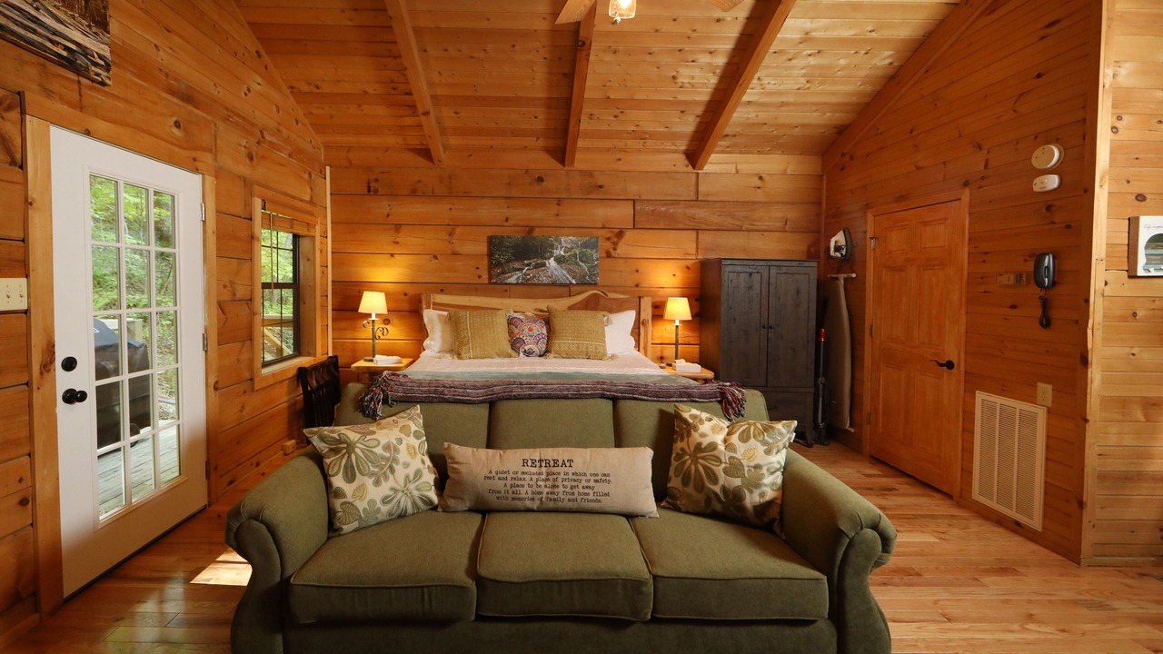 Photo of Bedroom in Townsend