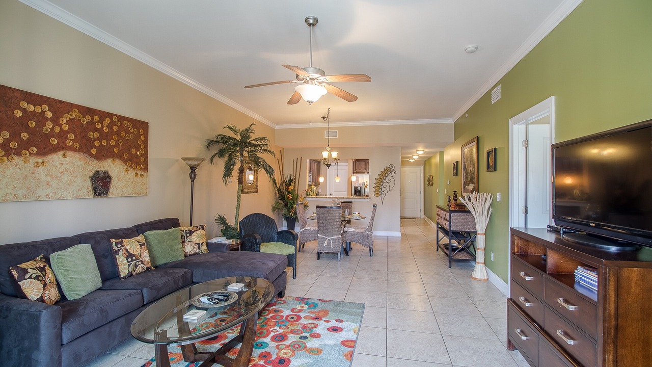 Photo of Livingroom in Henderson Point