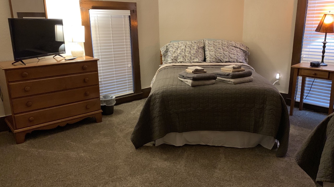 Photo of Bedroom in Wadsworth