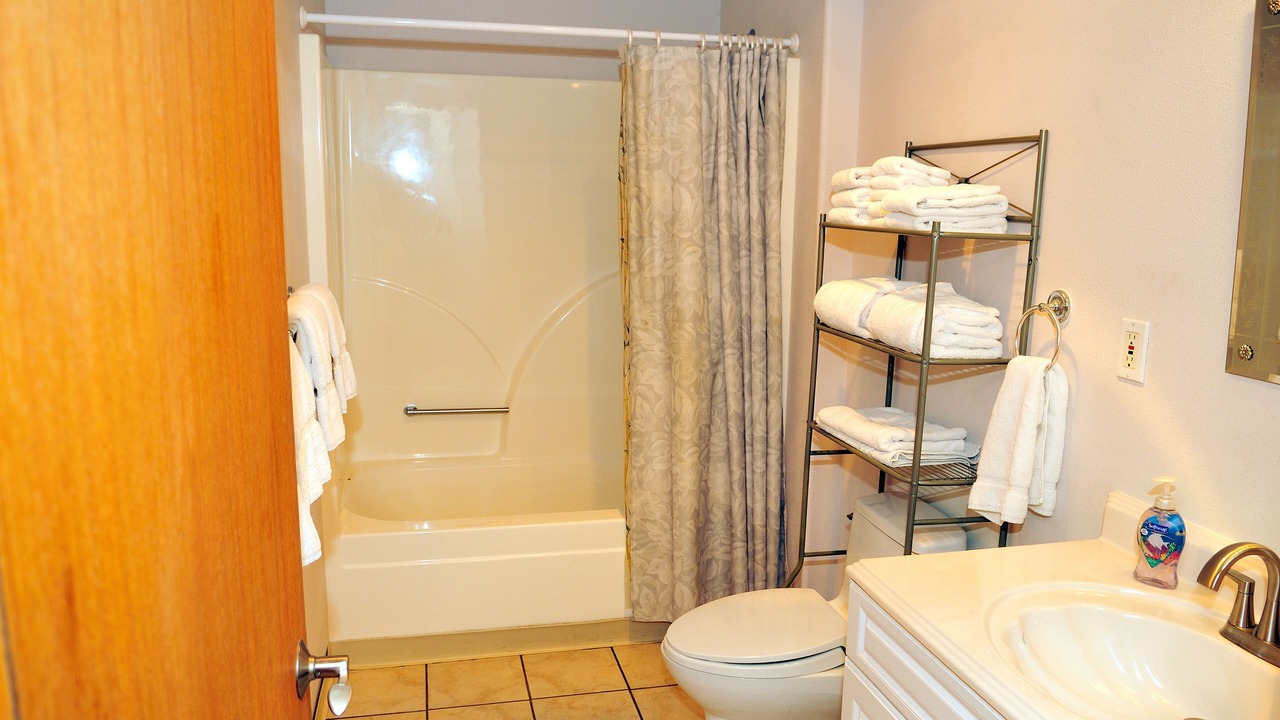 Photo of Bathroom in Lincoln Beach