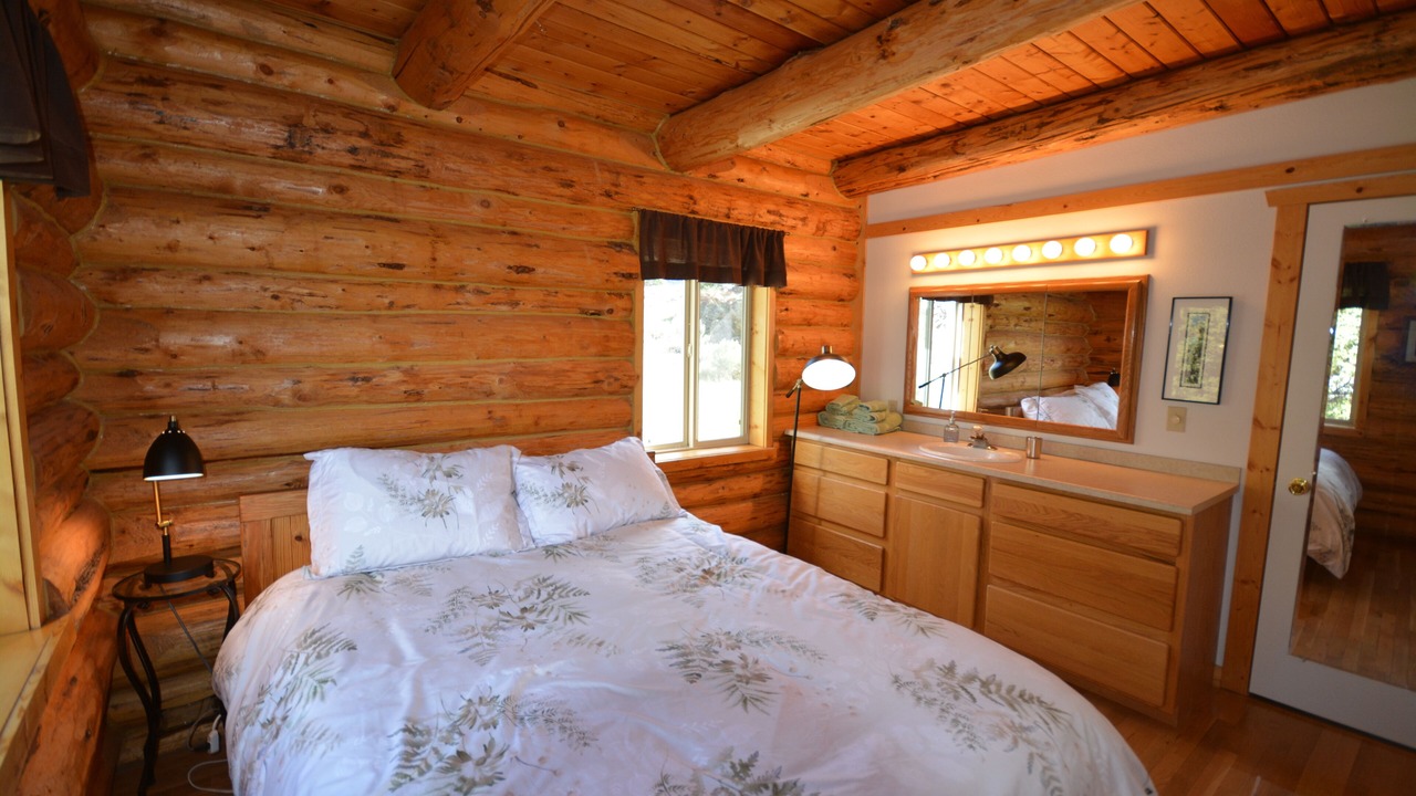 Photo of Bedroom in Emigrant