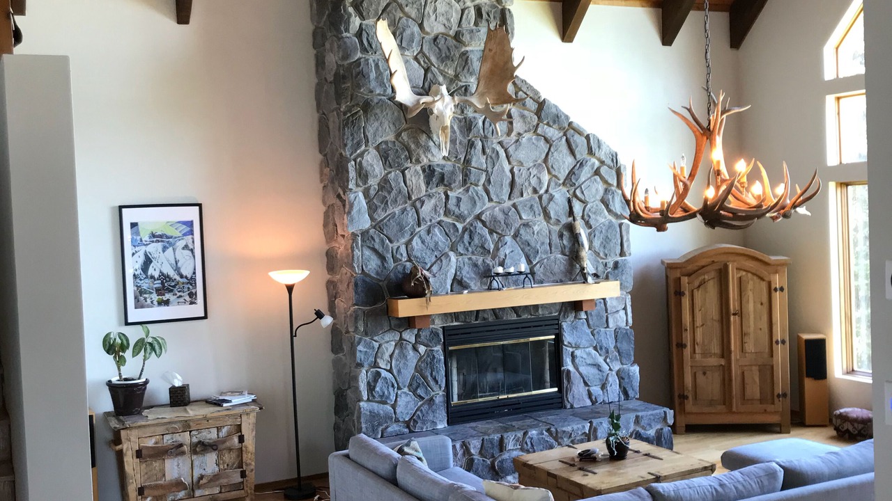 Photo of Bedroom in Indian Paintbrush