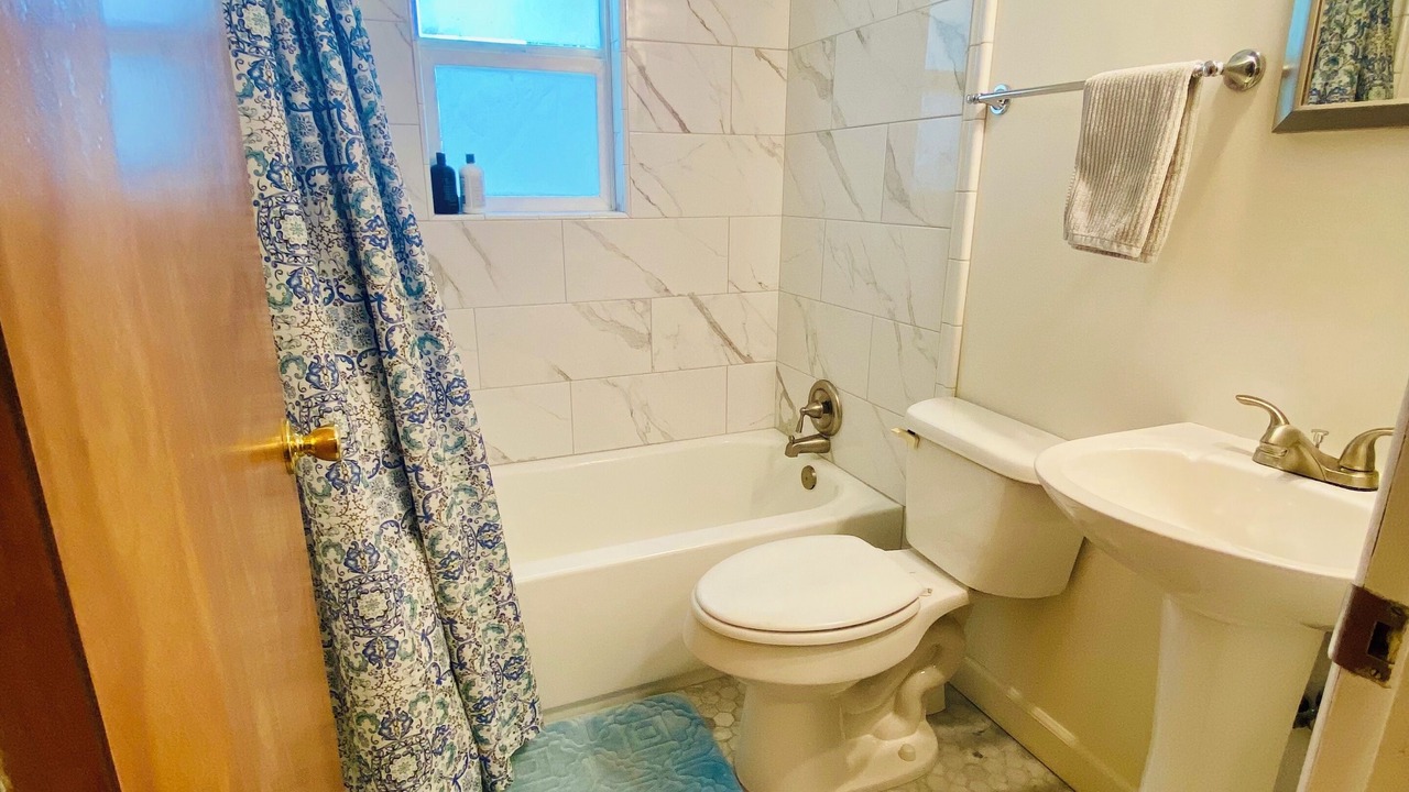Photo of Bathroom in Rockwood