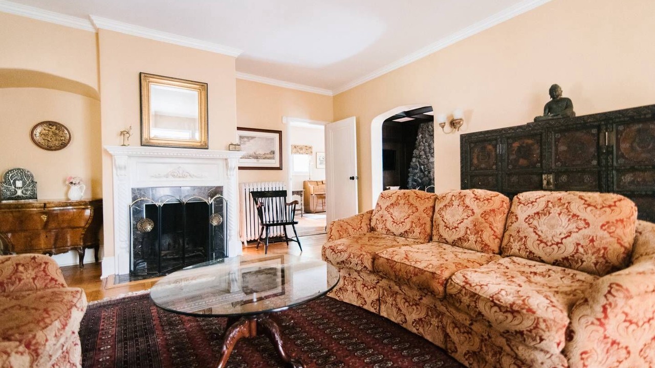 Photo of Livingroom in Piety Corner