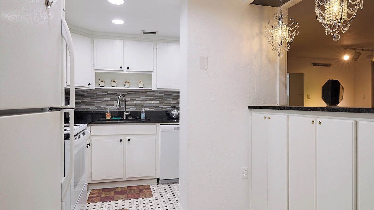 Photo of Kitchen in Mid America