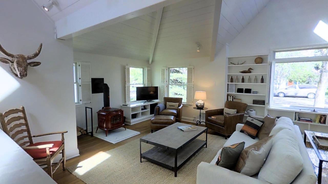 Photo of Livingroom in Bozeman