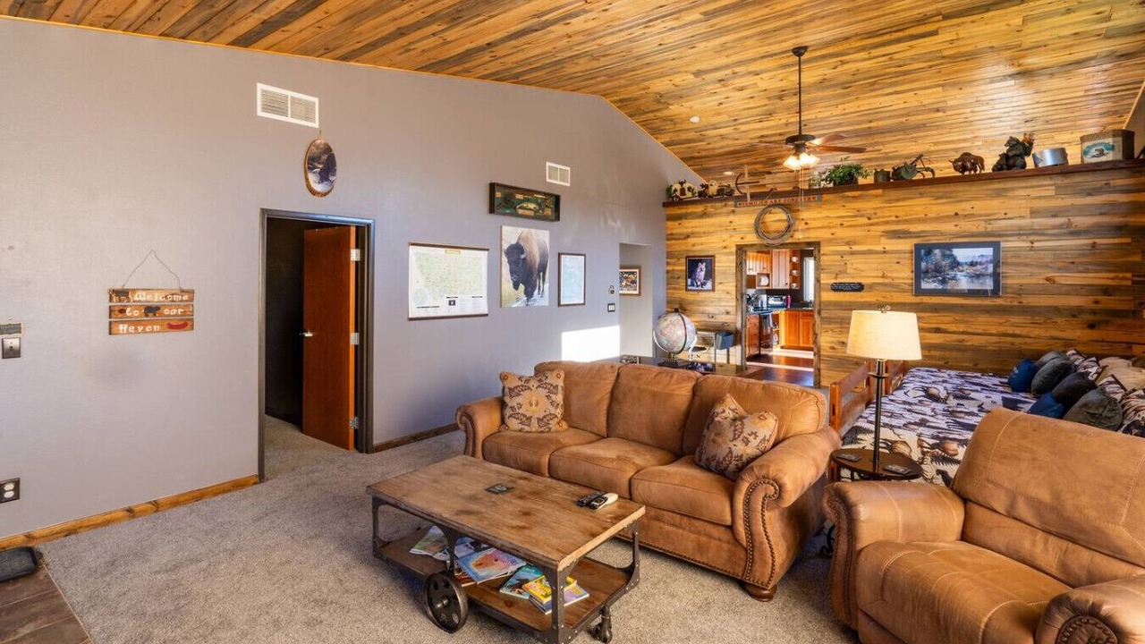Photo of Bedroom in Gardiner
