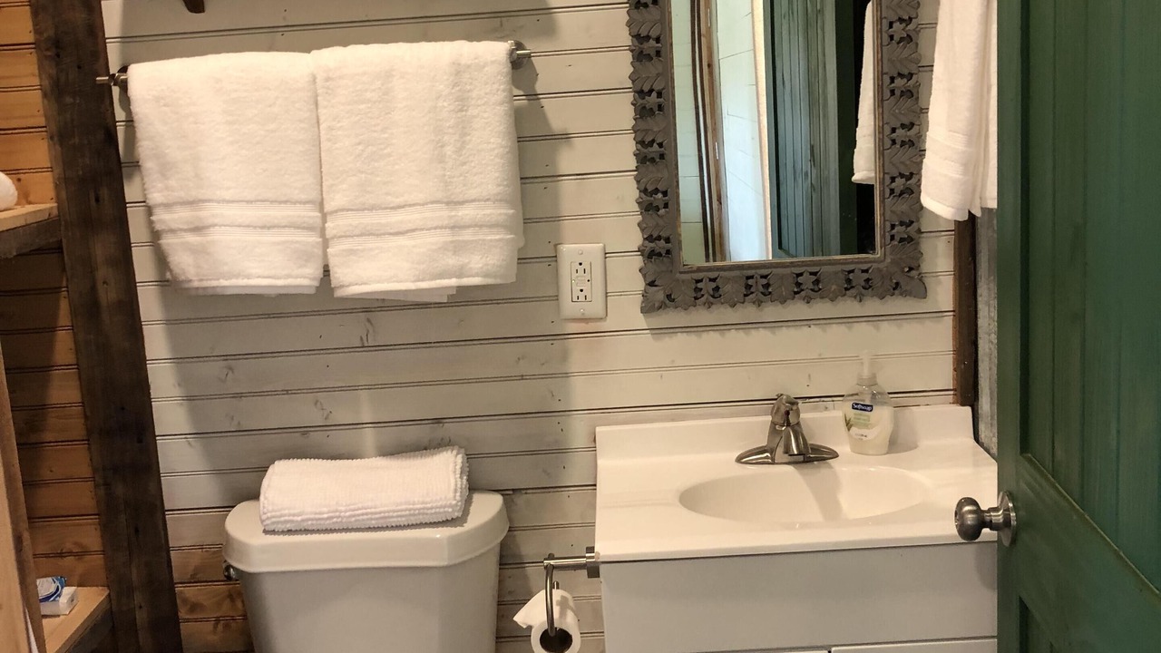 Photo of Bathroom in Marion