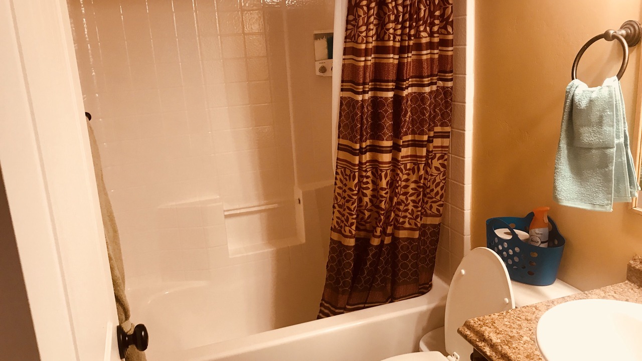 Photo of Bathroom in Page