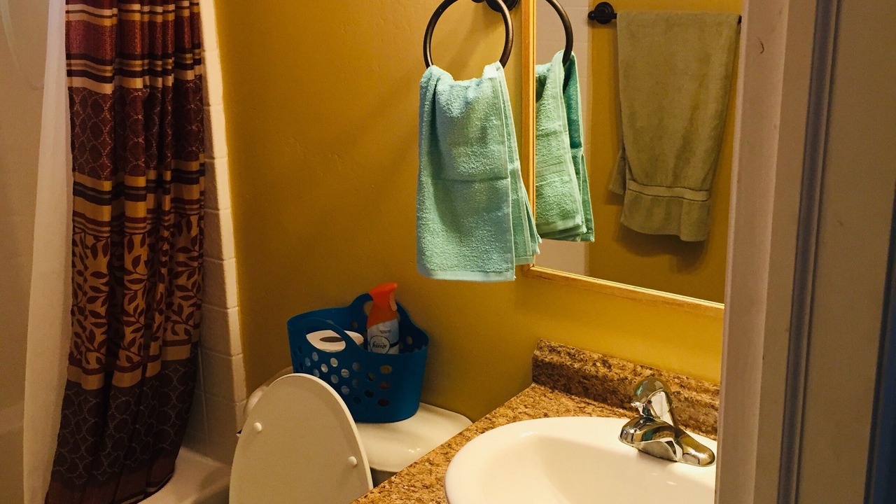 Photo of Bathroom in Page