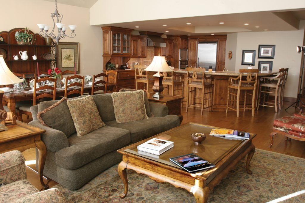 Photo of Livingroom in Warm Springs