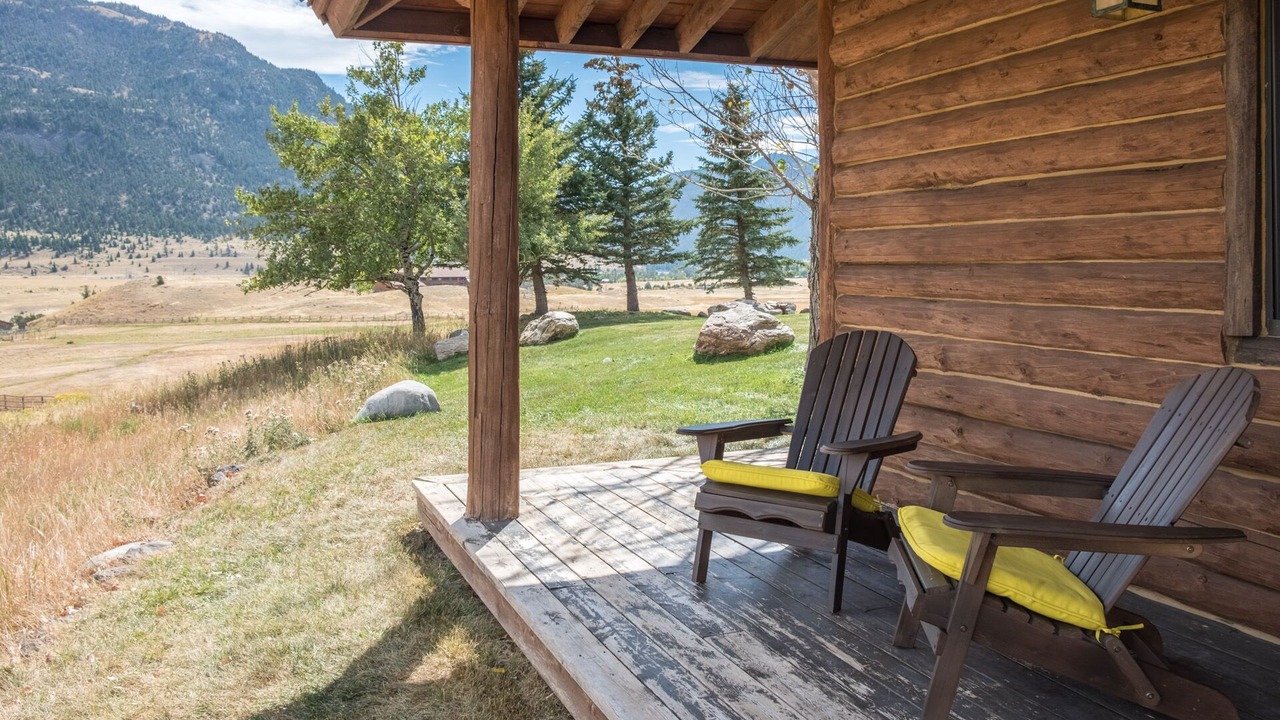 Photo of Outdoor in Emigrant