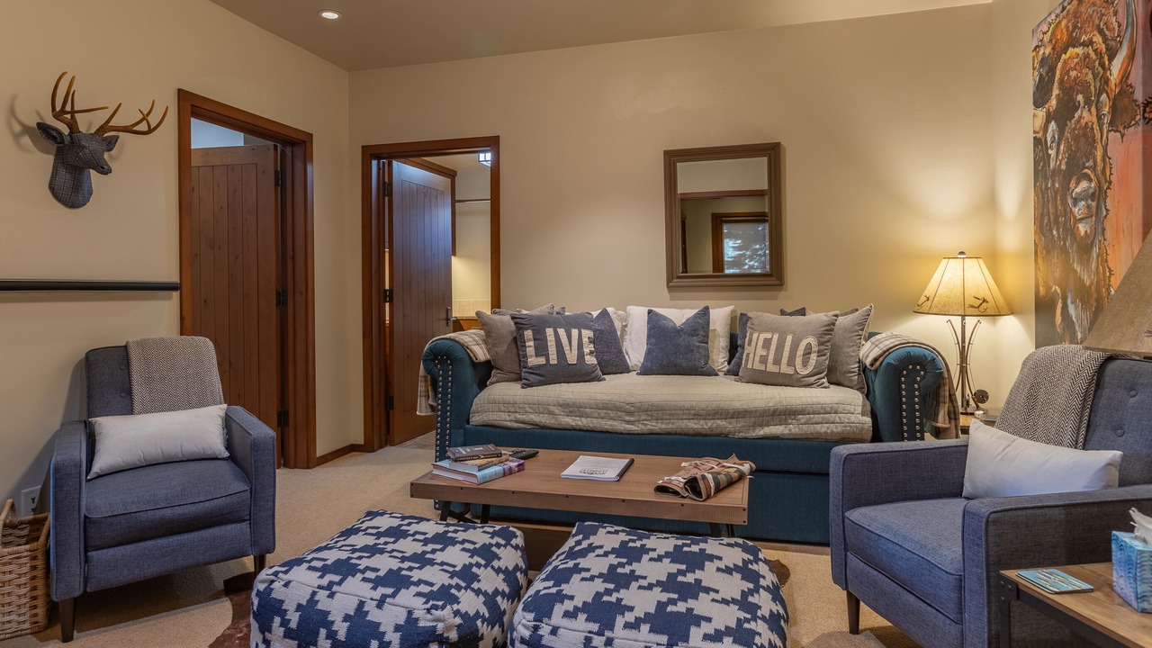 Photo of Livingroom in Granite Ridge