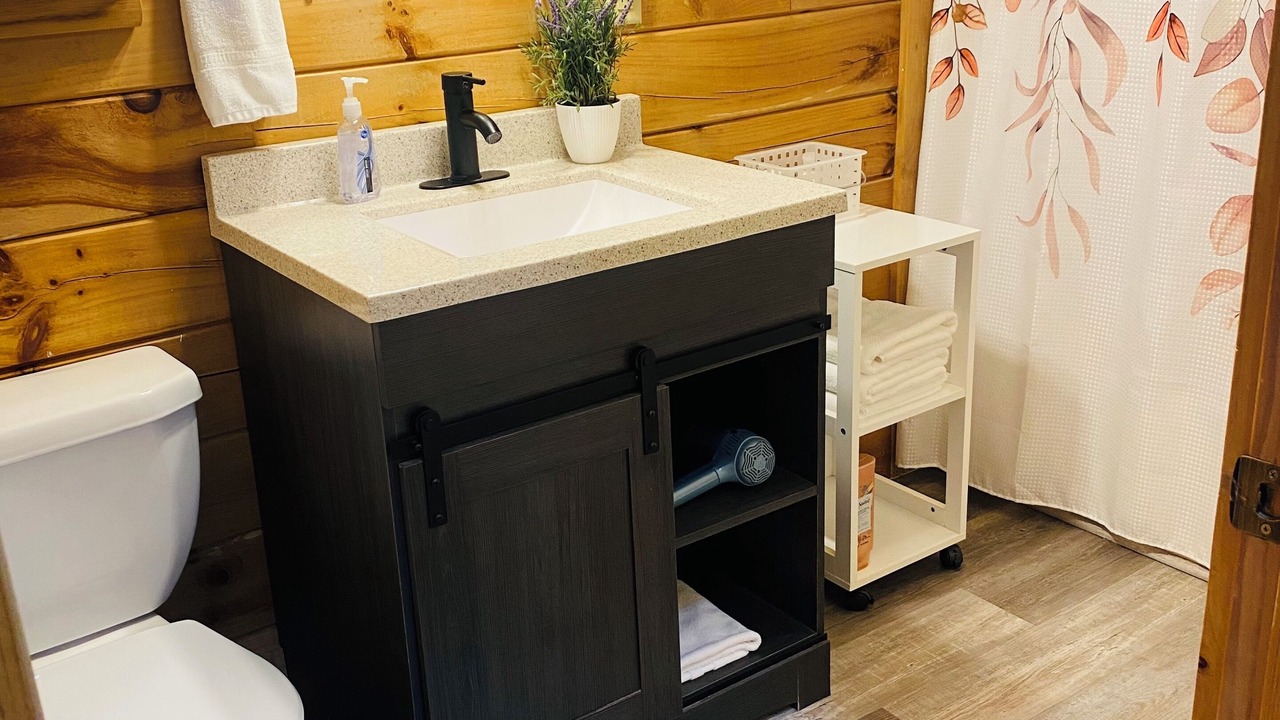 Photo of Bathroom in Logan
