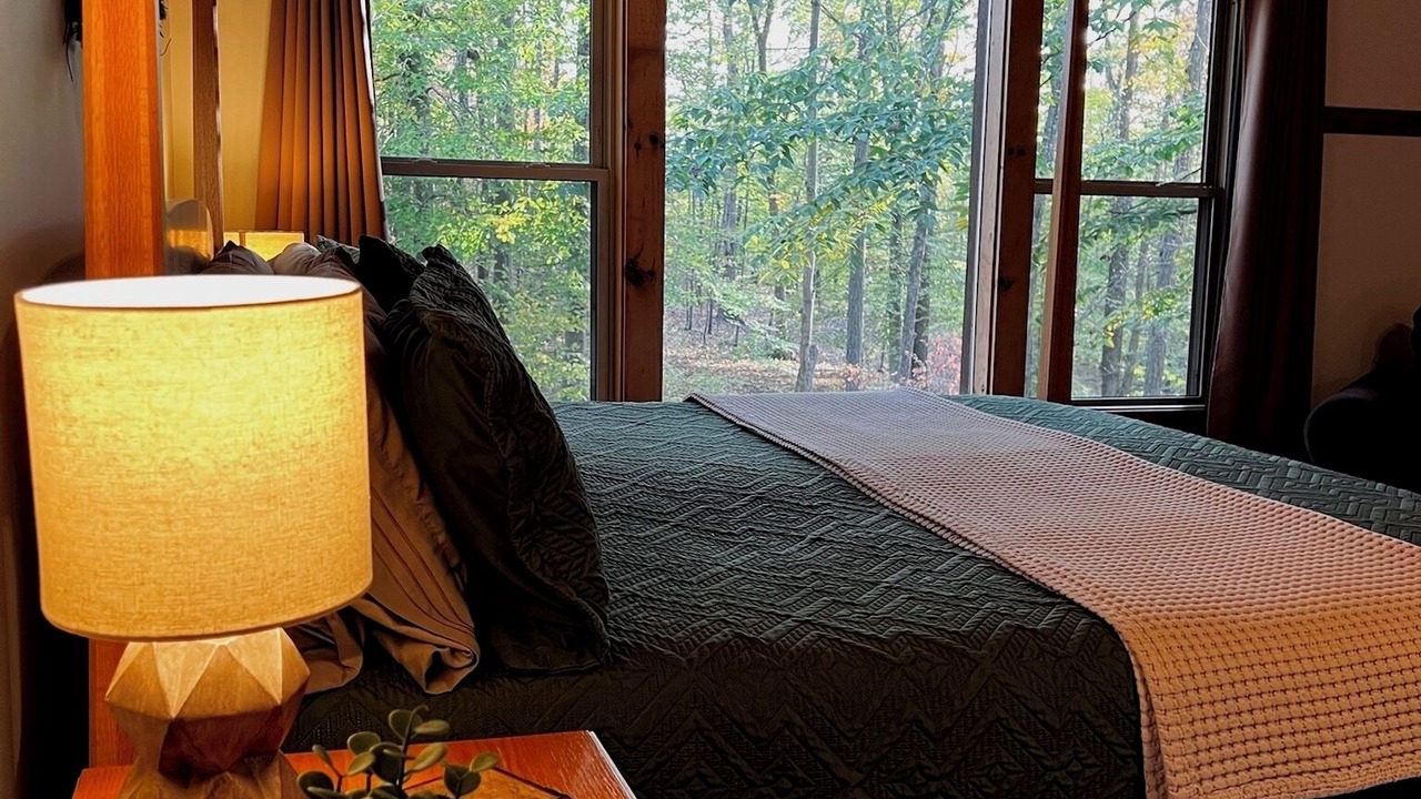 Photo of Bedroom in Logan