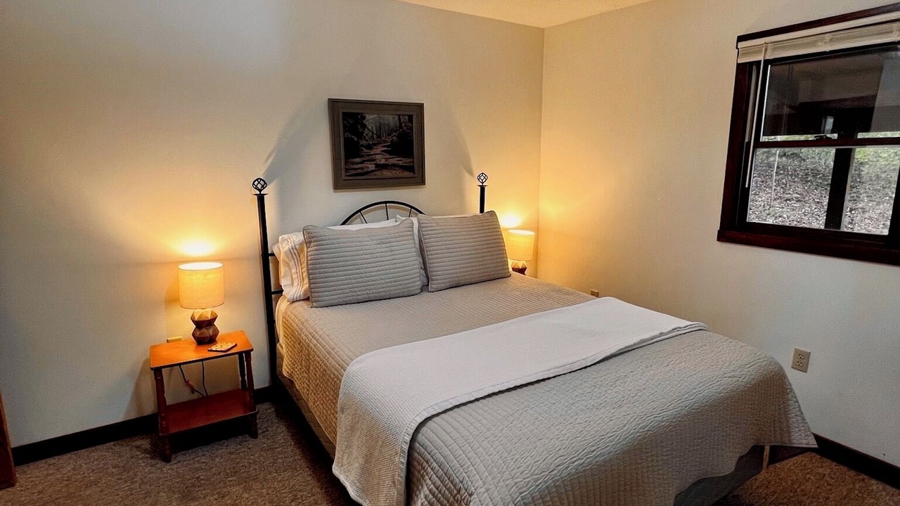 Photo of Bedroom in Logan