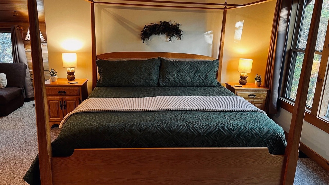 Photo of Bedroom in Logan
