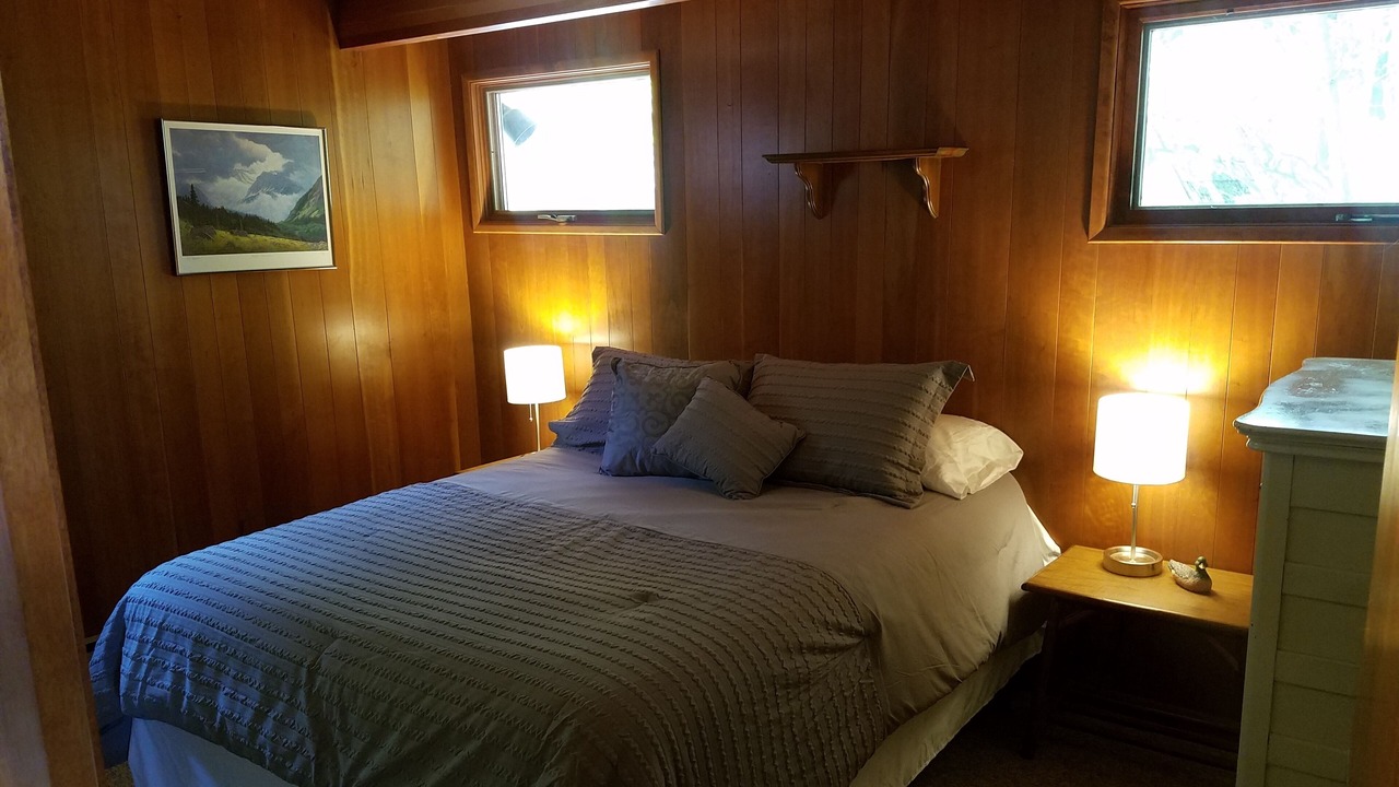 Photo of Bedroom in Lakeside