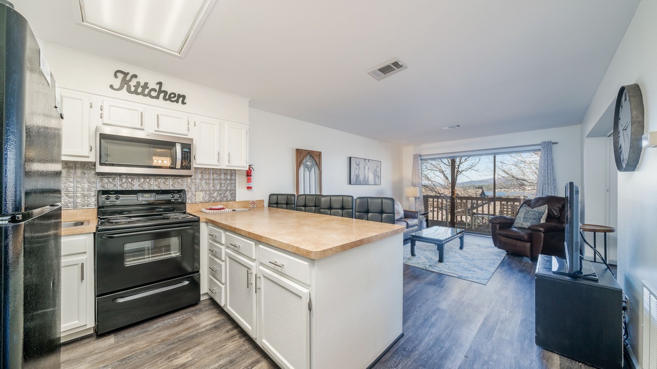 Photo of Kitchen in Lake Hamilton