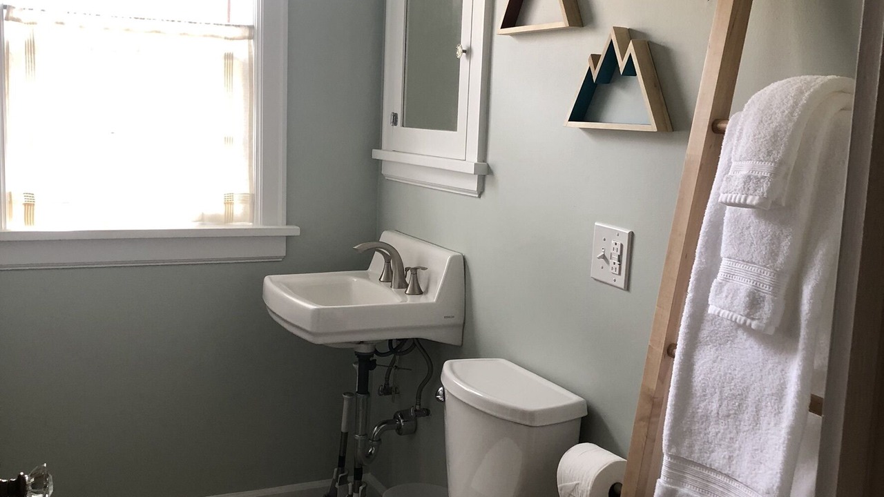 Photo of Bathroom in Rose Park