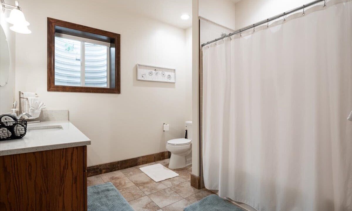 Photo of Others in Leigh Creek Estates