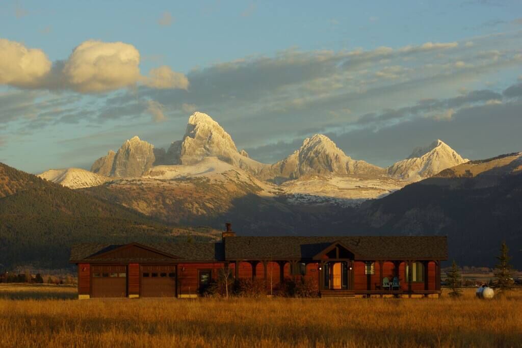 Photo of Others in Leigh Creek Estates