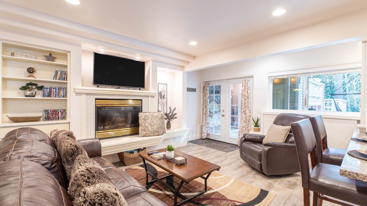 Photo of Livingroom in Lynnwood