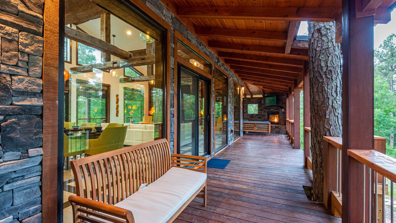 Photo of Patio Balcony in Broken Bow