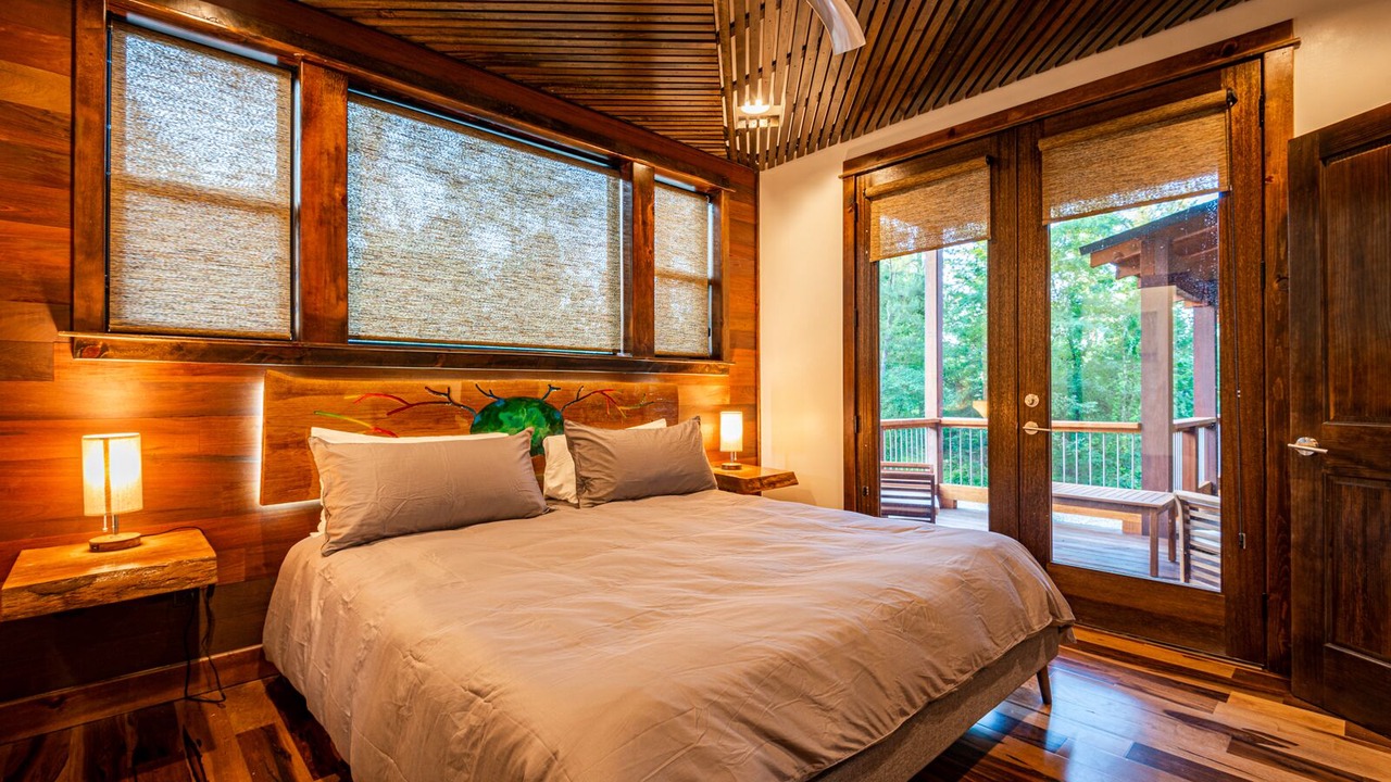 Photo of Bedroom in Broken Bow